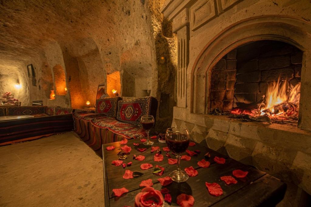 Cappadocia Antique Gelveri Cave Hotel グザルユルト エクステリア 写真